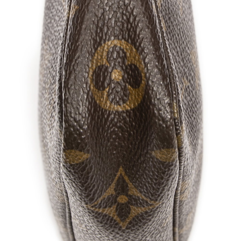 Louis Vuitton Pochette Accessoires - Picture 8 of 10
